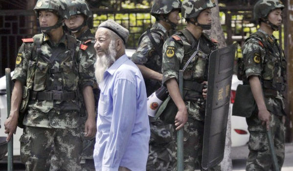 At Least a Dozen Killed, 100 Wounded in Bugur Riots in Xinjiang