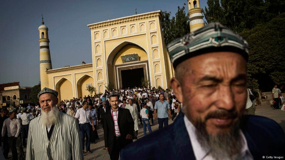 Ramadan 2015: China ‘Beer Competition’ In Predominately Muslim Uighur Xinjiang Region Angers Exiled Ethnic Group