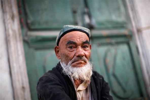 Chinese court jails Uighur for 6 years for growing beard