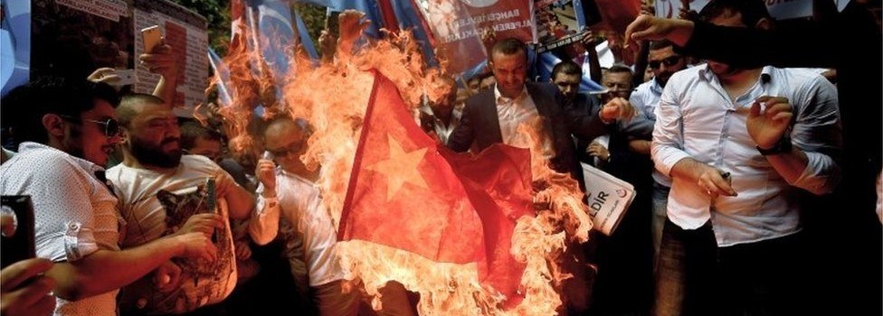 Chinese tourists warned over Turkey Uighur protests