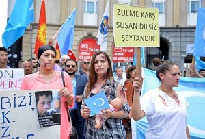 In België protesteerde de Chinese regering