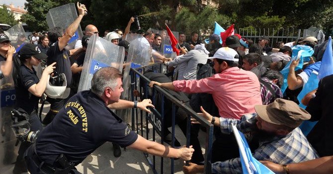 Spanning na anti-Chinese rellen in Turkije