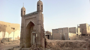 China Targets Uighur Mosques to Eradicate Minority's Faith